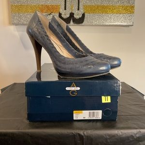 Andrew Geller Navy Heels